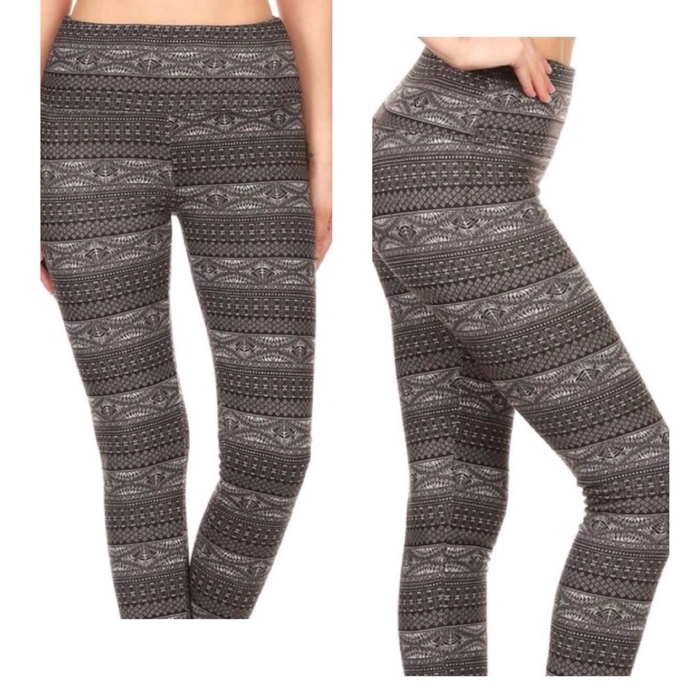❄️Lovely Winter Gray Leggings ❄️ 1 Left - Picture 2 of 5